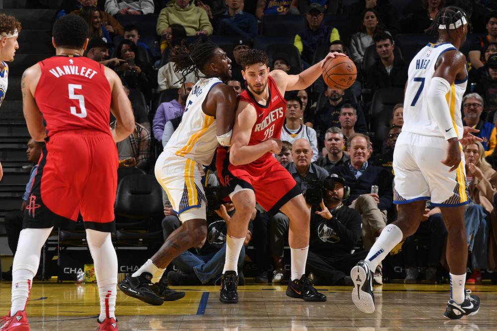 主要依靠其 主要依靠其