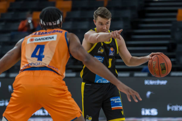 这样的表现 这样的表现